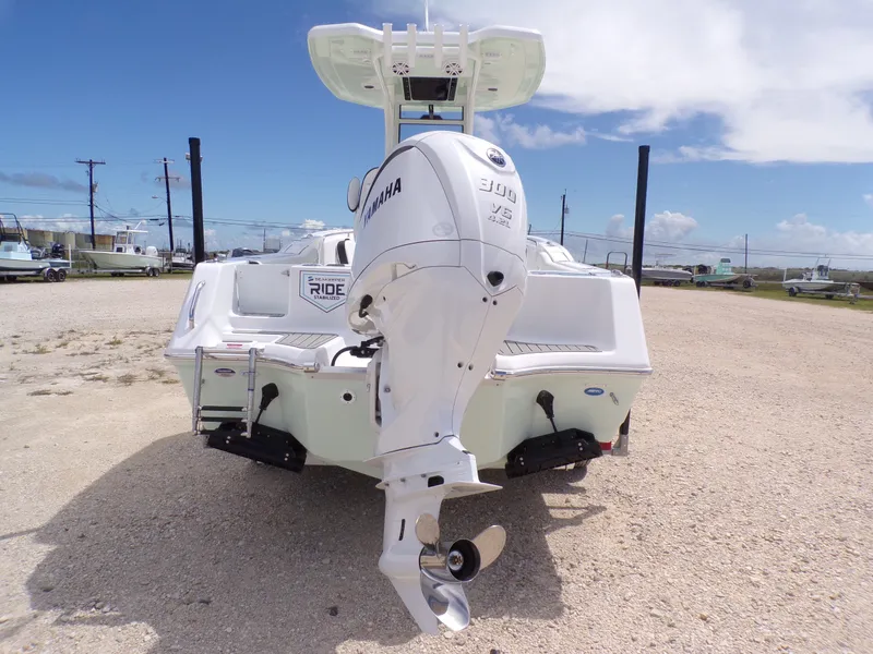 Slide: The Image of Tidewater 232 CC Adventure 2026 - 9