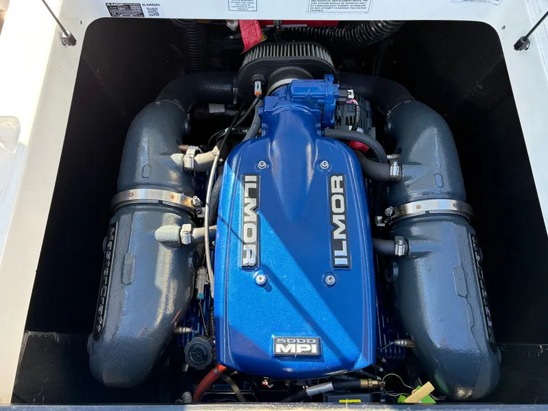 Slide: The Image of MasterCraft NXT22 2018 - 19