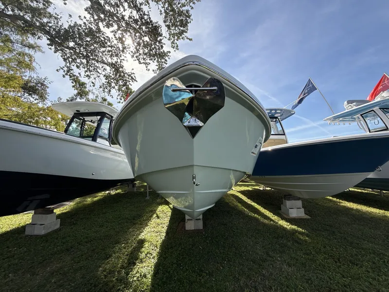 Slide: The Image of Everglades 253 Center Console 2026 - 7