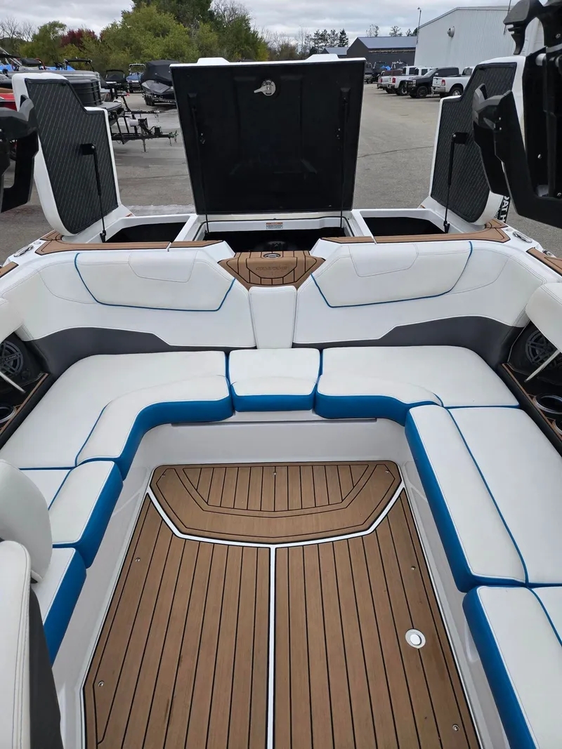 Slide: The Image of Nautique Super Air Nautique GS22 2019 - 15