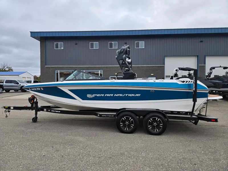 Slide: The Image of Nautique Super Air Nautique GS22 2019 - 4