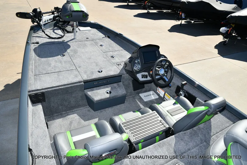 Slide: The Image of Ranger RT188P Garmin Livescope Cup Equipped 2026 - 11