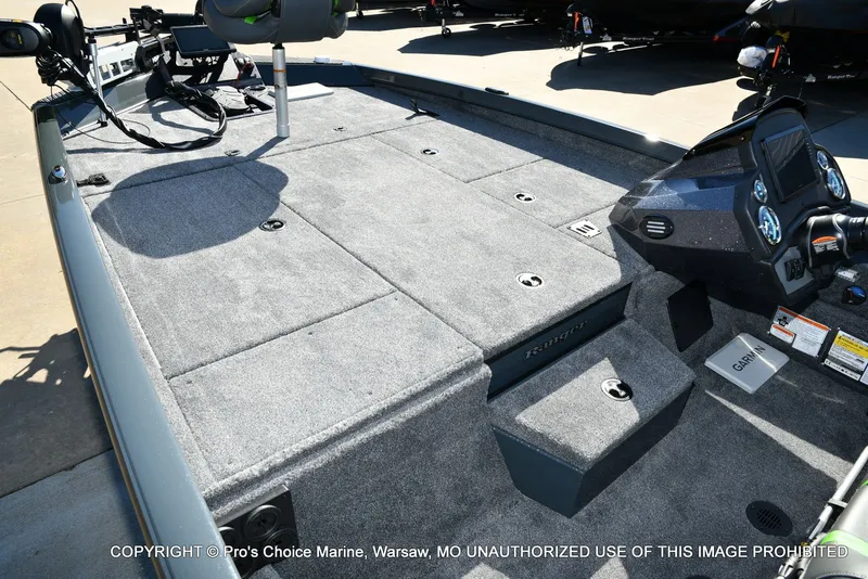 Slide: The Image of Ranger RT188P Garmin Livescope Cup Equipped 2026 - 17