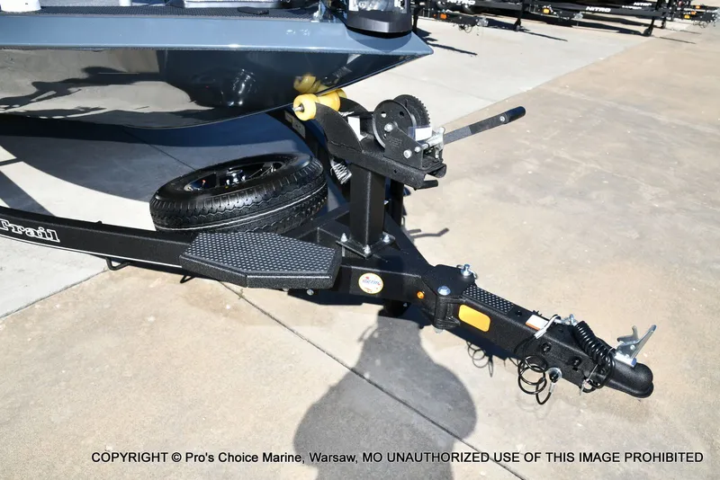 Slide: The Image of Ranger RT188P Garmin Livescope Cup Equipped 2026 - 32