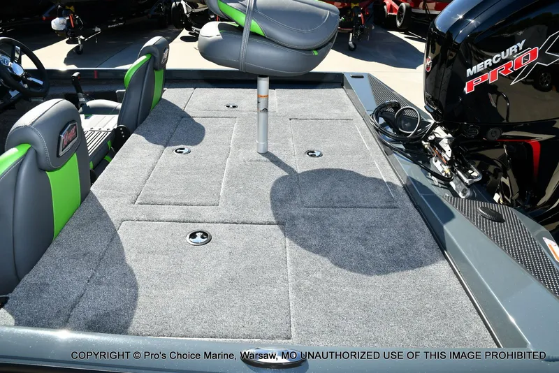 Slide: The Image of Ranger RT188P Garmin Livescope Cup Equipped 2026 - 39