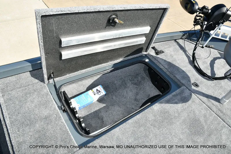 Slide: The Image of Ranger RT188P Garmin Livescope Cup Equipped 2026 - 55