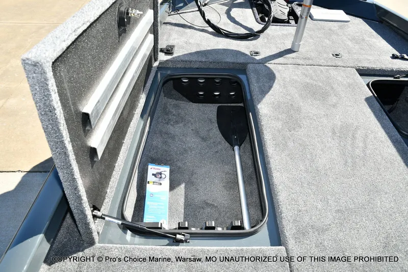 Slide: The Image of Ranger RT188P Garmin Livescope Cup Equipped 2026 - 56