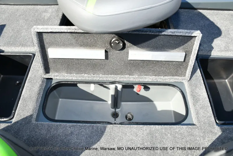 Slide: The Image of Ranger RT188P Garmin Livescope Cup Equipped 2026 - 61