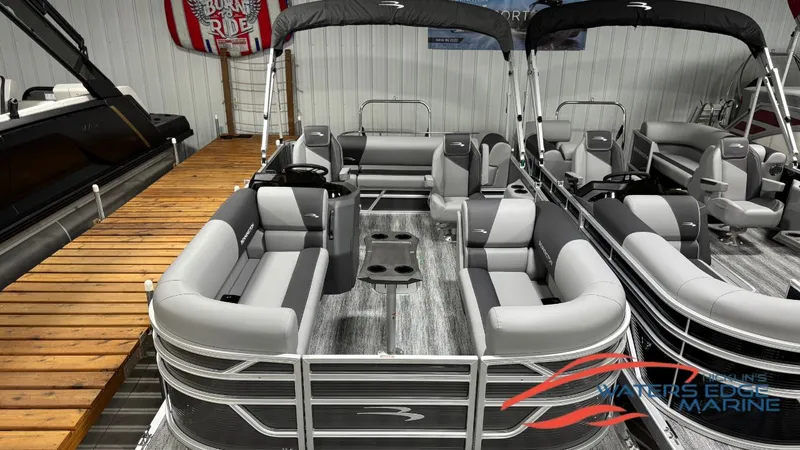 The Image of Bennington 22 S SWINGBACK 2026 - 1