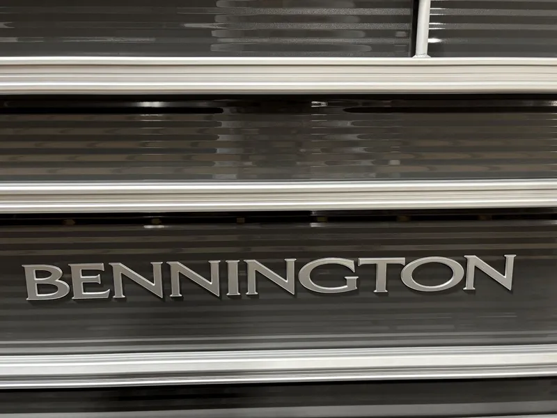 Slide: The Image of Bennington 22 S SWINGBACK 2026 - 22