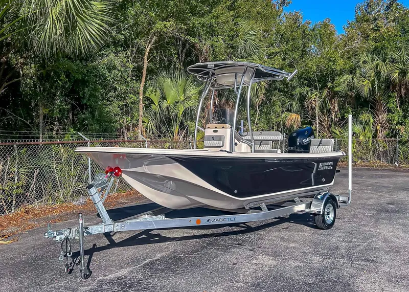 The Image of Carolina 19 LS 2026 - 1