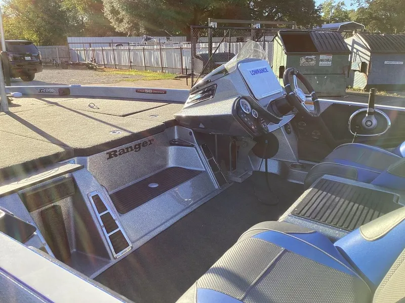 Slide: The Image of Ranger Z519C 2018 - 41