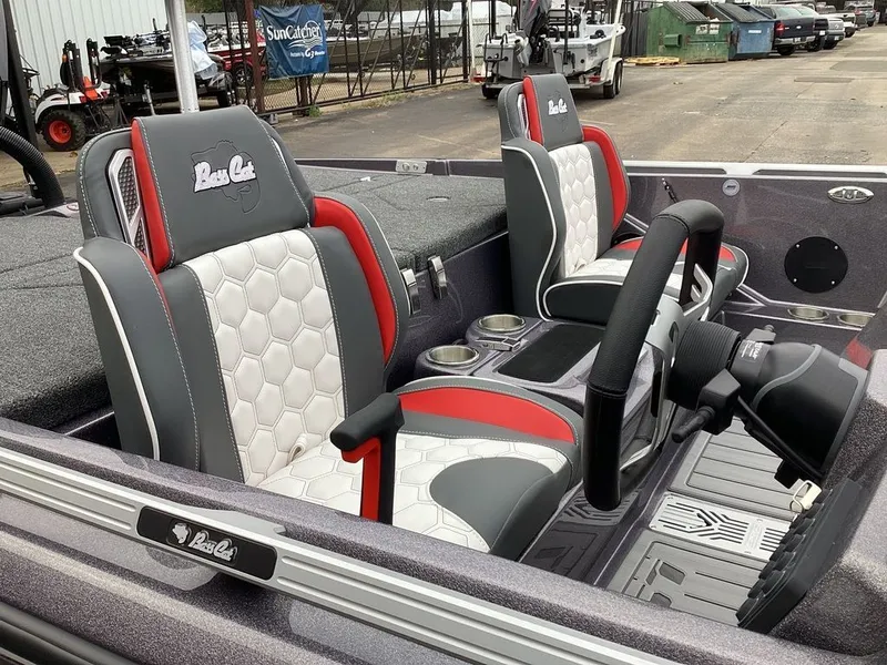 Slide: The Image of Bass Cat Lynx STS 2026 - 22