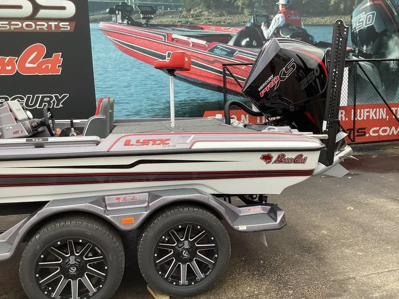 Slide: The Image of Bass Cat Lynx STS 2026 - 41