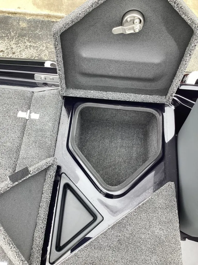 Slide: The Image of Bass Cat Lynx STS 2026 - 32