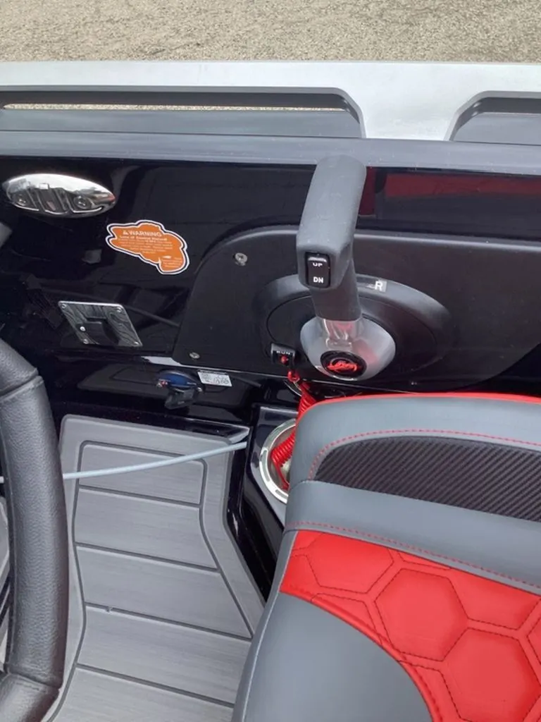 Slide: The Image of Bass Cat Lynx STS 2026 - 42