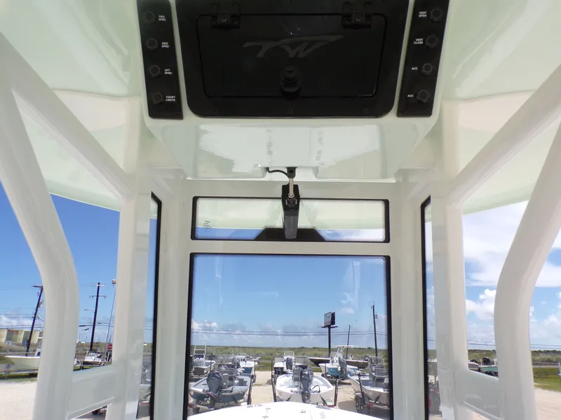 Slide: The Image of Tidewater 232 CC Adventure 2026 - 28