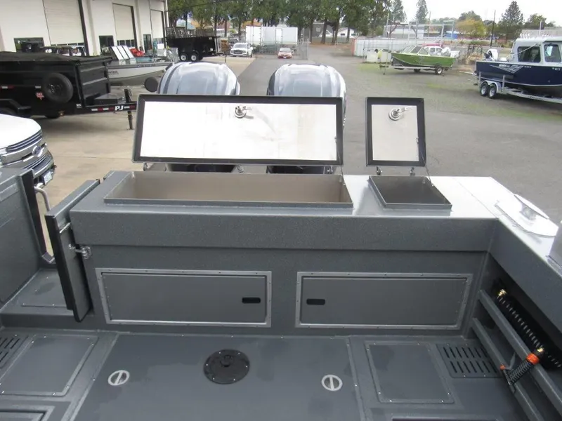 Slide: The Image of North River 3200EXL Endurance 2026 - 11