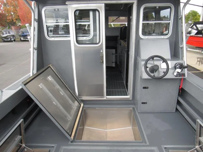 Slide: The Image of North River 3200EXL Endurance 2026 - 13