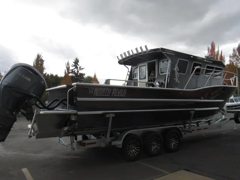 Slide: The Image of North River 3200EXL Endurance 2026 - 5