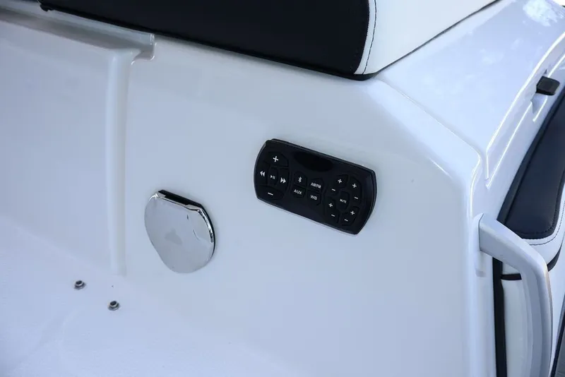 Slide: The Image of Yamaha 275SD 2026 - 11