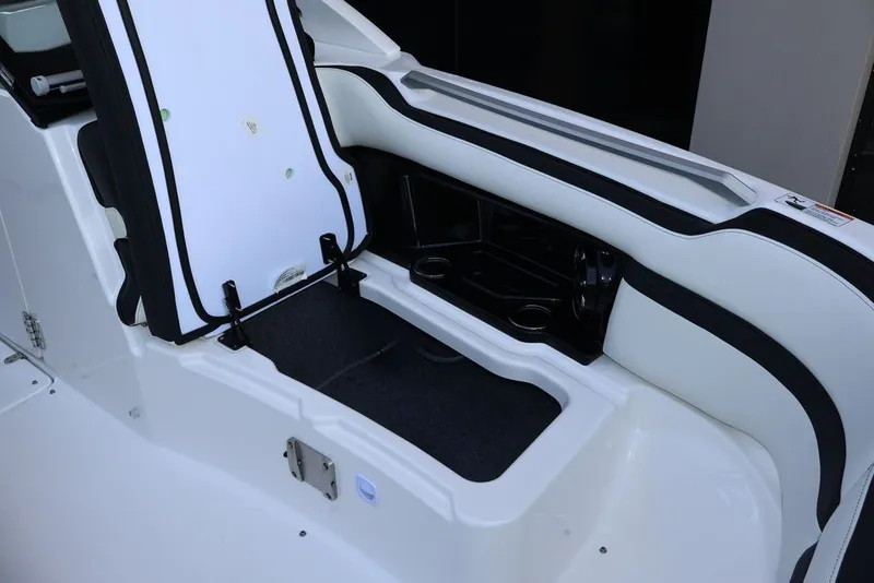 Slide: The Image of Yamaha 275SD 2026 - 29