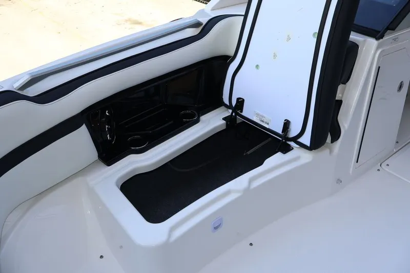 Slide: The Image of Yamaha 275SD 2026 - 30