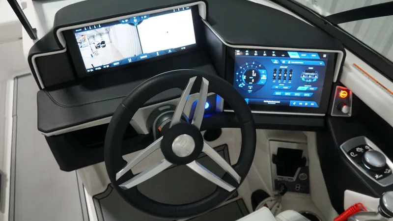 Slide: The Image of MasterCraft X22 2025 - 24