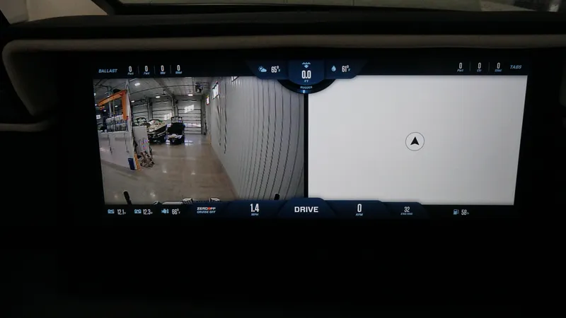 Slide: The Image of MasterCraft X22 2025 - 25