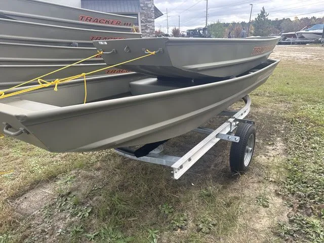 Slide: The Image of Tracker 1436 JON 2026 - 4