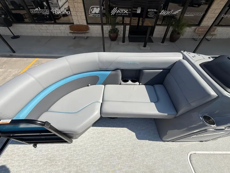 Slide: The Image of Trifecta 24C LE 2.75 2022 - 15