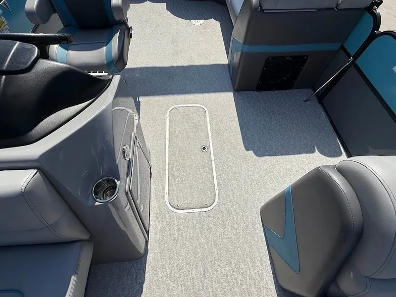 Slide: The Image of Trifecta 24C LE 2.75 2022 - 19