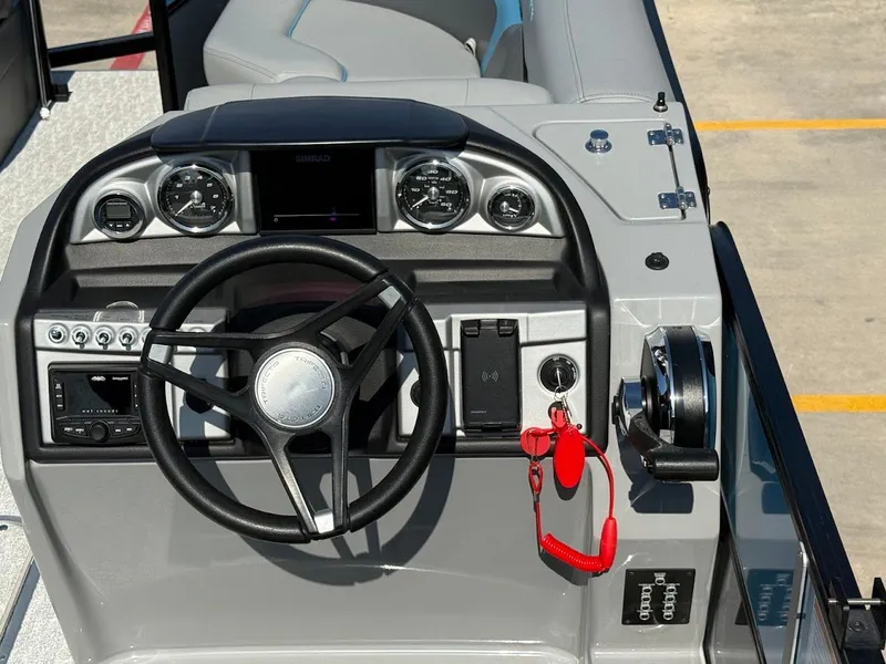 Slide: The Image of Trifecta 24C LE 2.75 2022 - 26