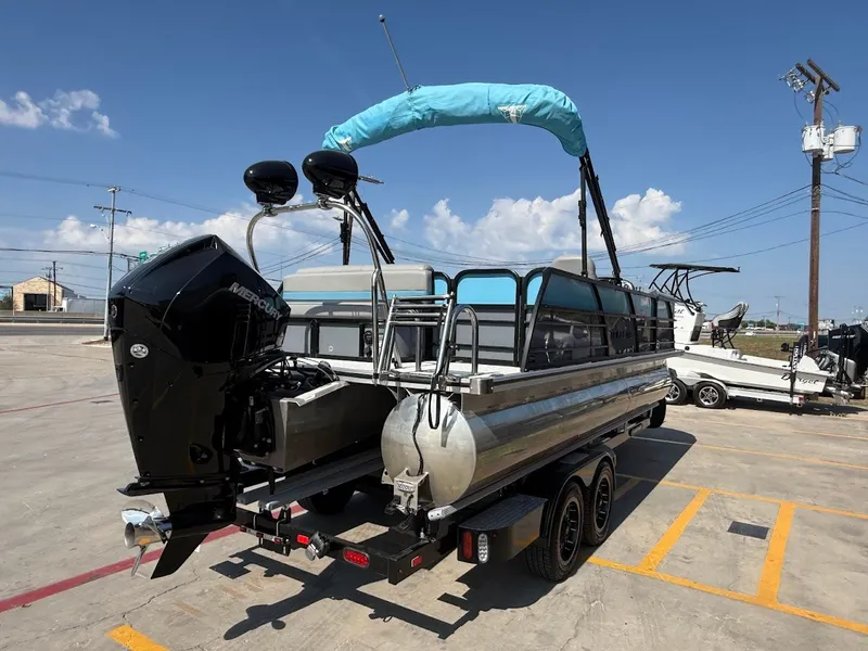 Slide: The Image of Trifecta 24C LE 2.75 2022 - 6