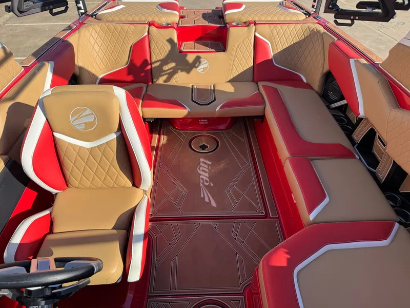 Slide: The Image of Tigé 22RZX 2023 - 21