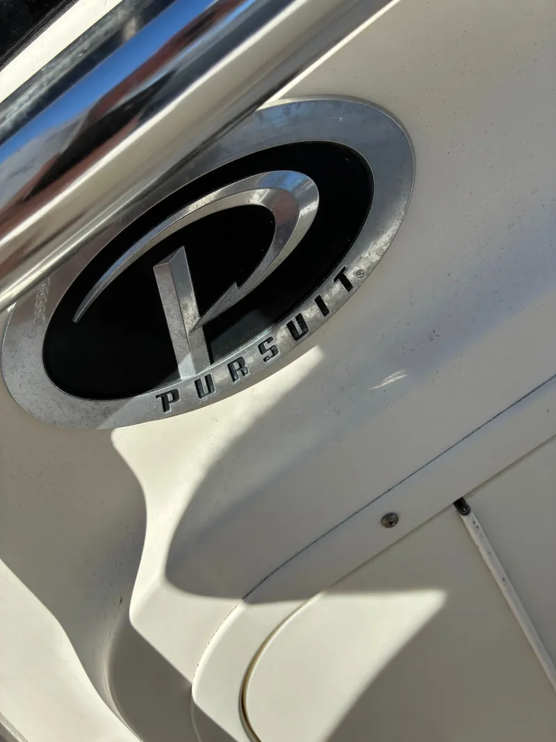 Slide: The Image of Pursuit 2670 CC with 2025 Suzuki 200's 2005 - 24