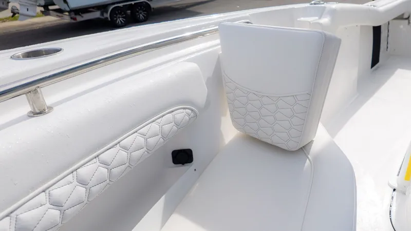 Slide: The Image of Tidewater 232 LXF 2026 - 20