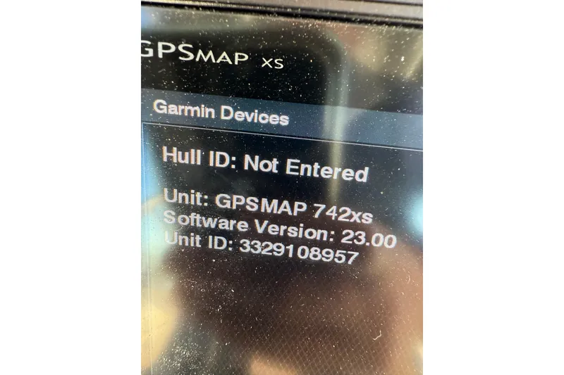 Slide: The Image of Garmin GPSMAP 742xs display on Grady-White Advance 247, software version 23.00. - 5