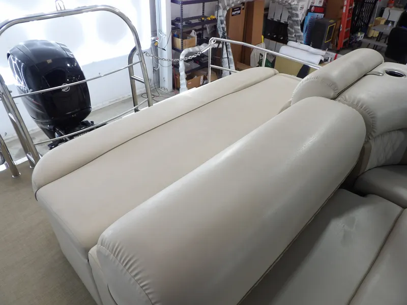 Slide: The Image of Harris CRUISER X220 2018 - 24