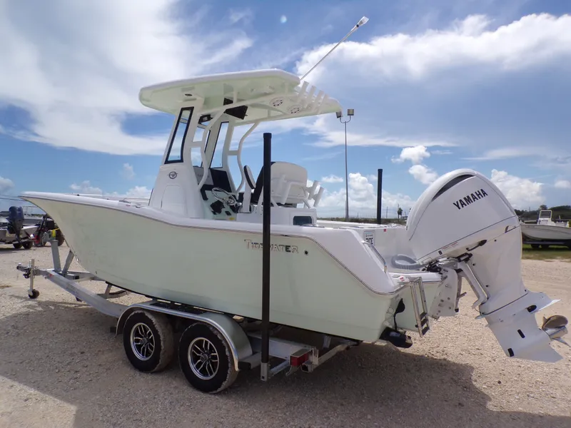 Slide: The Image of Tidewater 232 CC Adventure 2026 - 11