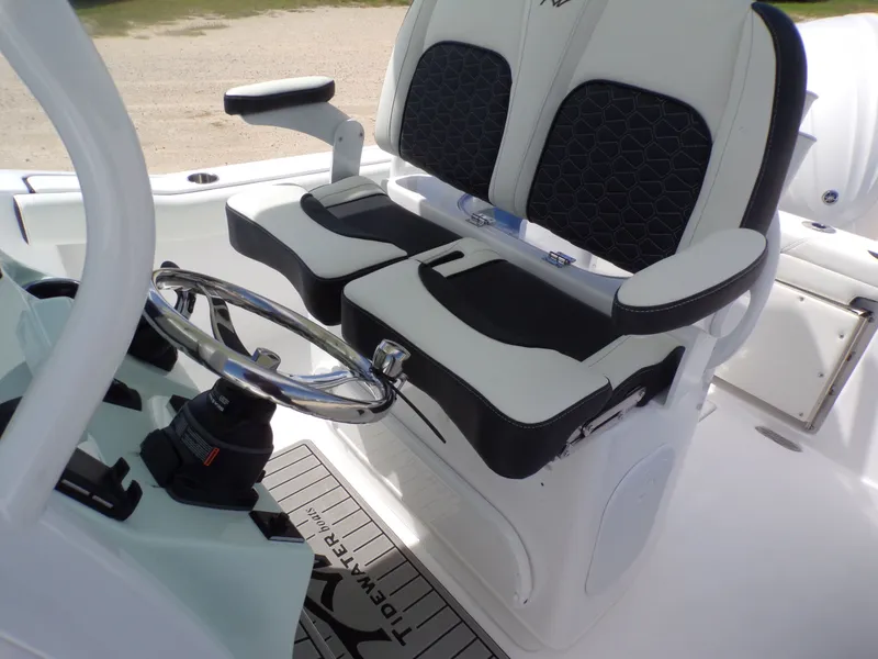 Slide: The Image of Tidewater 232 CC Adventure 2026 - 31