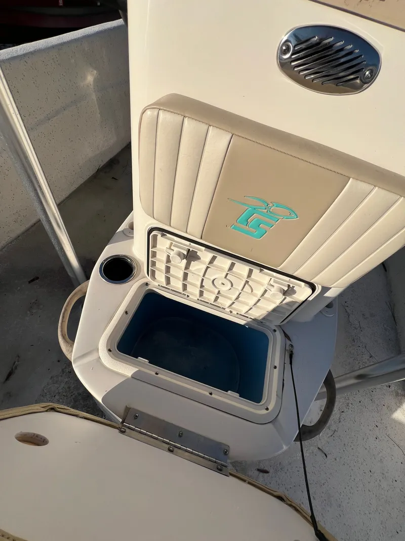 Slide: The Image of 2019 Carolina Skiff 218 DLV - 17