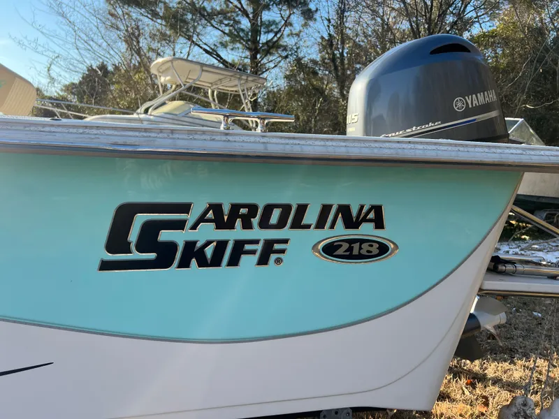 Slide: The Image of 2019 Carolina Skiff 218 DLV - 5