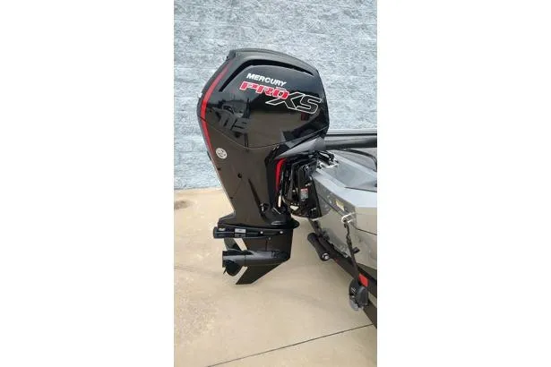 Slide: The Image of 2026 Vexus 189D boat with Mercury Pro XS outboard motor. - 9