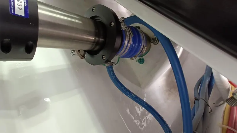 Slide: The Image of Viking 62 Enclosed Bridge 2018 - 58