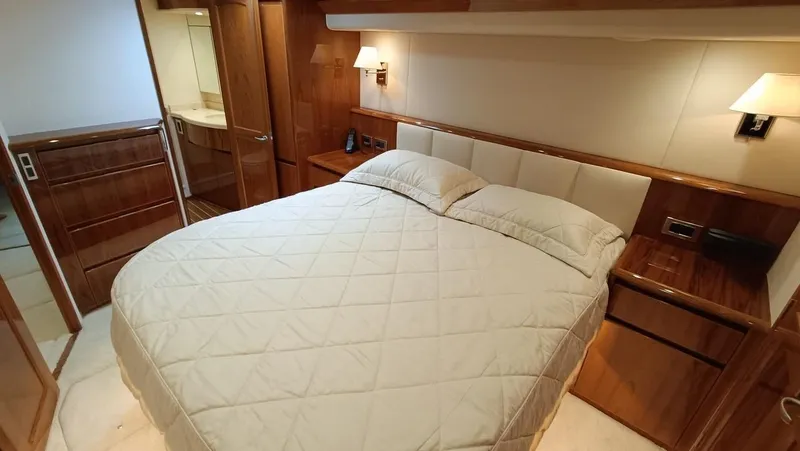 Slide: The Image of Viking 62 Enclosed Bridge 2018 - 67