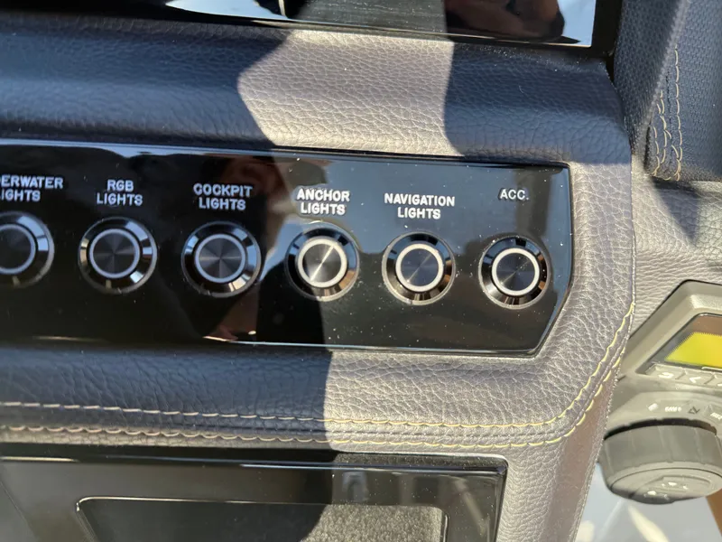 Slide: The Image of Cobalt R8 2026 - 843