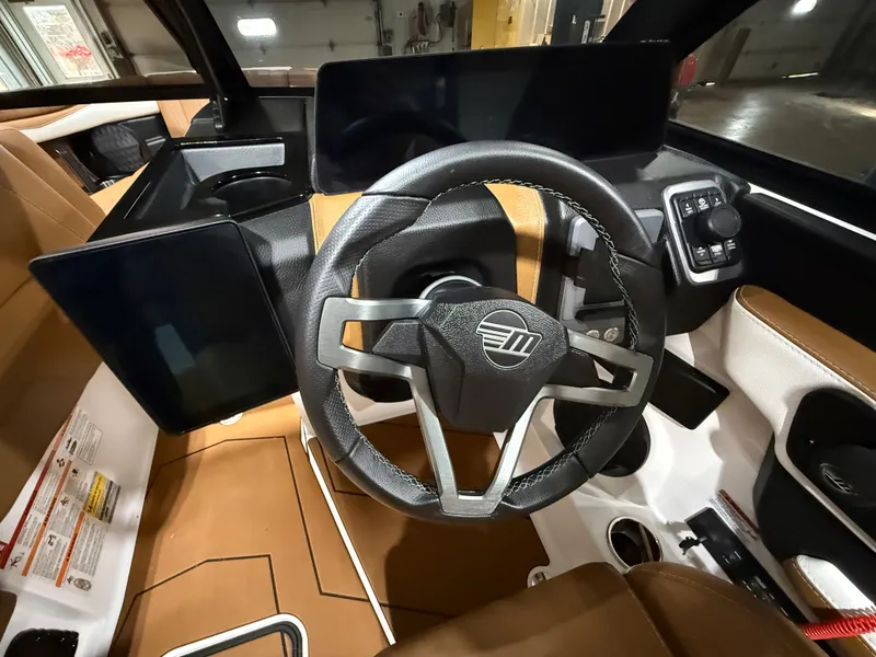 Slide: The Image of Malibu Wakesetter 22 LSV 2026 - 823