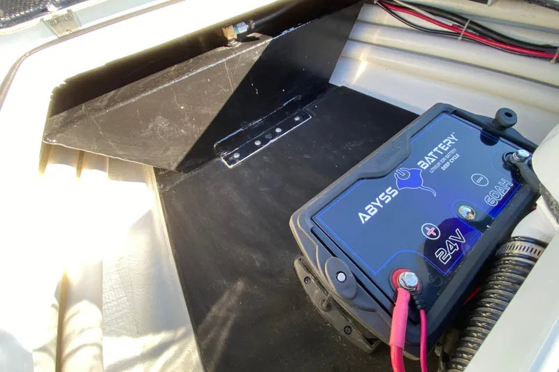 Slide: The Image of 2024 Drake Boatworks Nomad featuring Abyss Battery, 24V 60Ah lithium-ion deep cycle. - 22