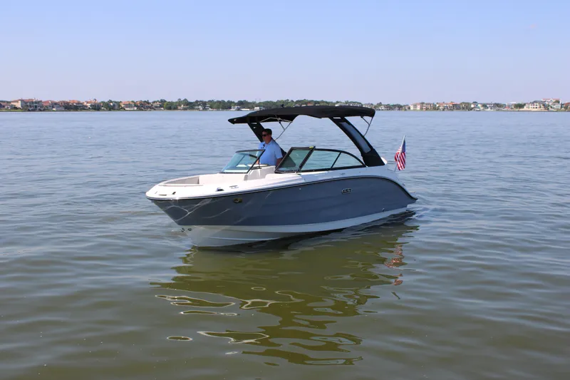 Slide: The Image of Sea Ray SDX 230 Outboard 2026 - 20